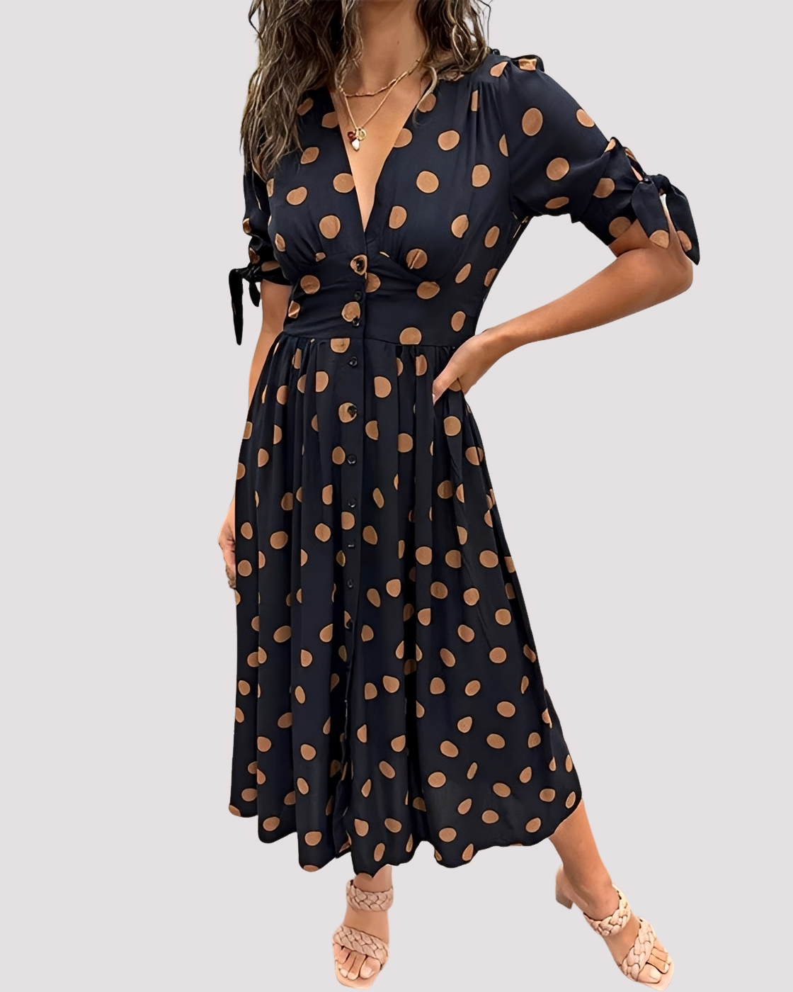 Nicole - Robe à Pois Élégante