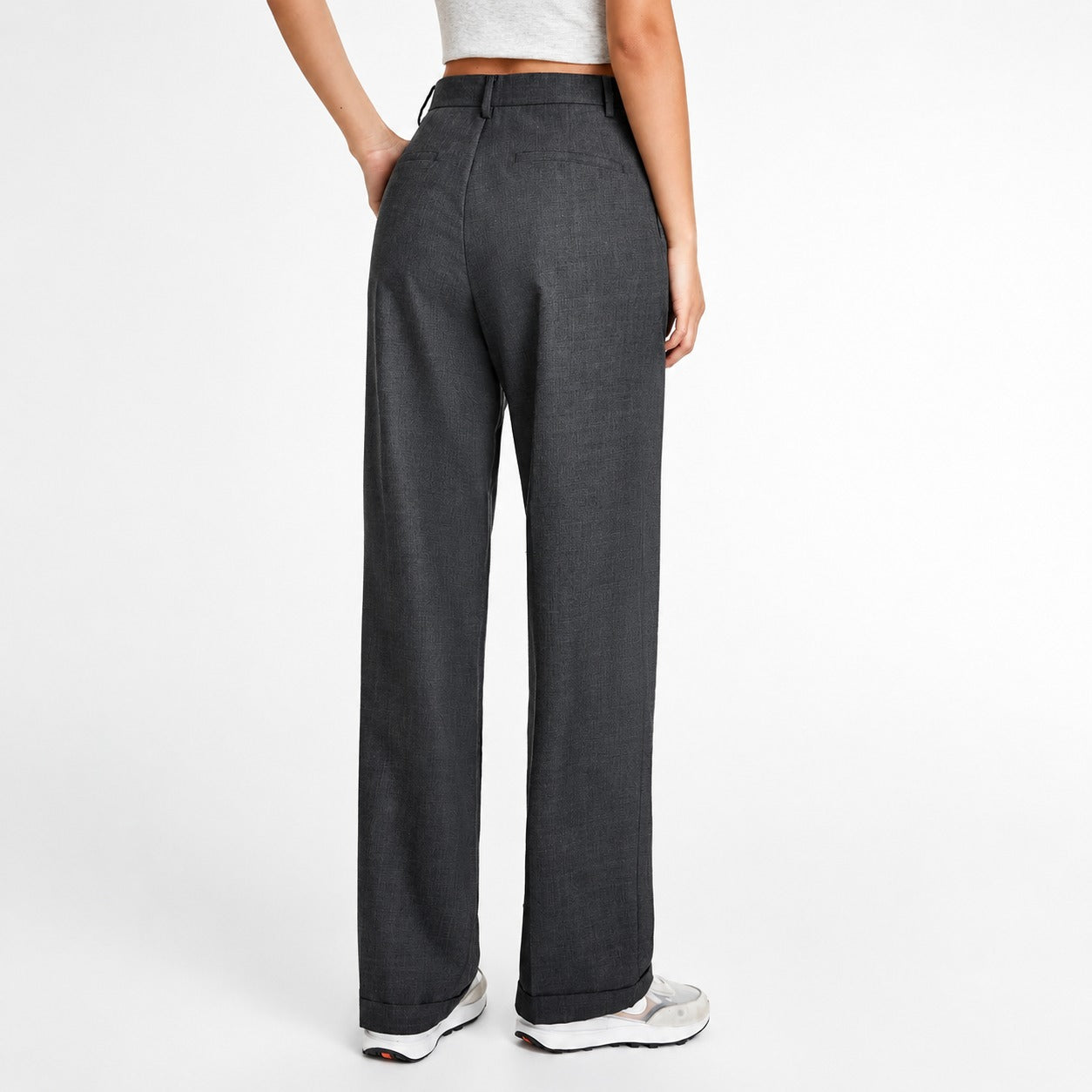 Amira - Pantalon de costume ample à jambes droites