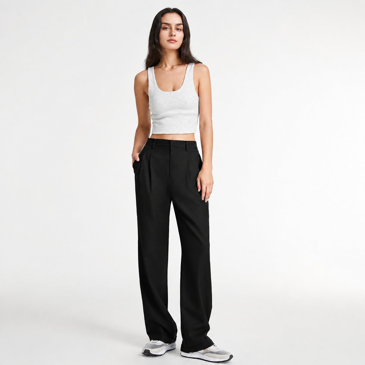 Amira - Pantalon de costume ample à jambes droites