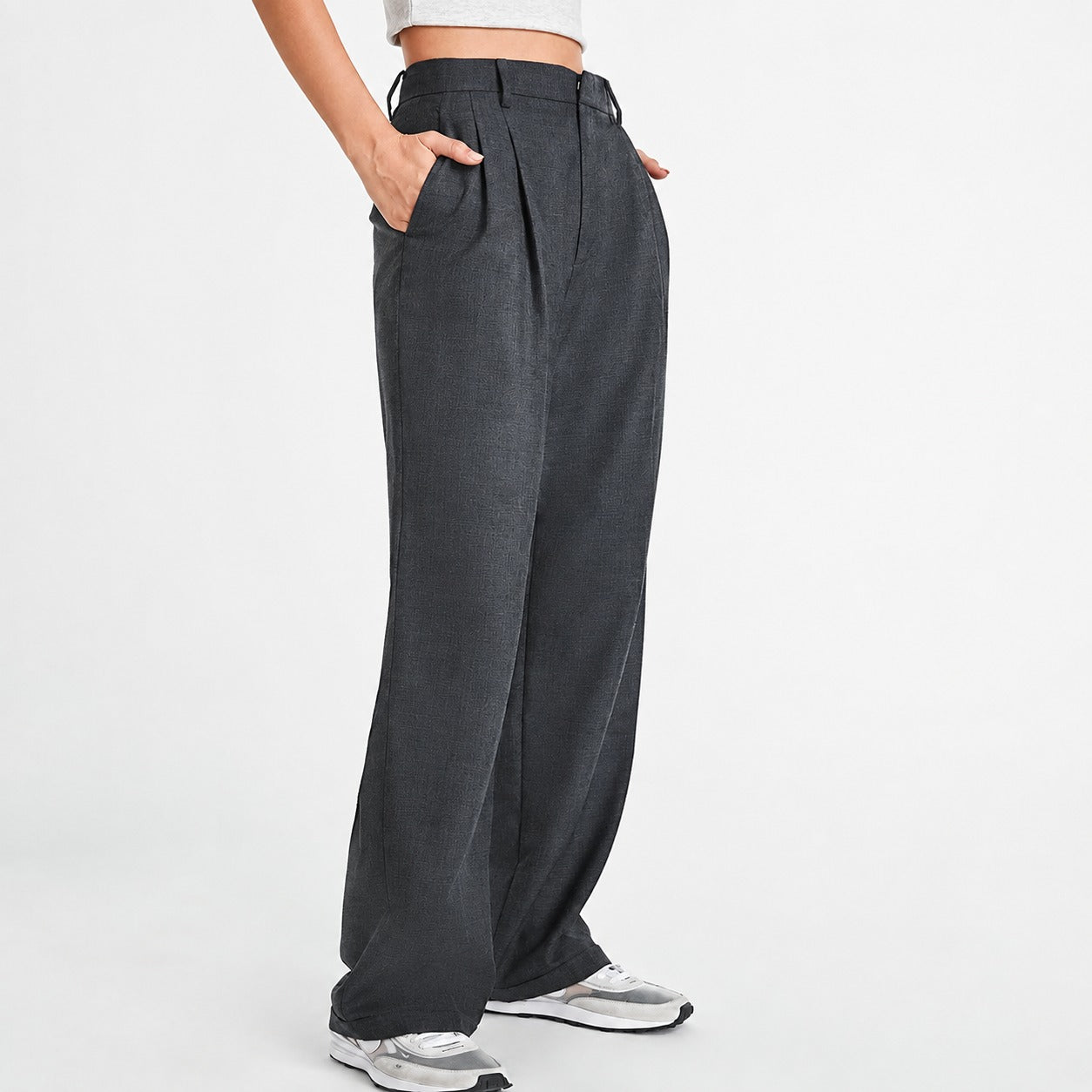 Amira - Pantalon de costume ample à jambes droites