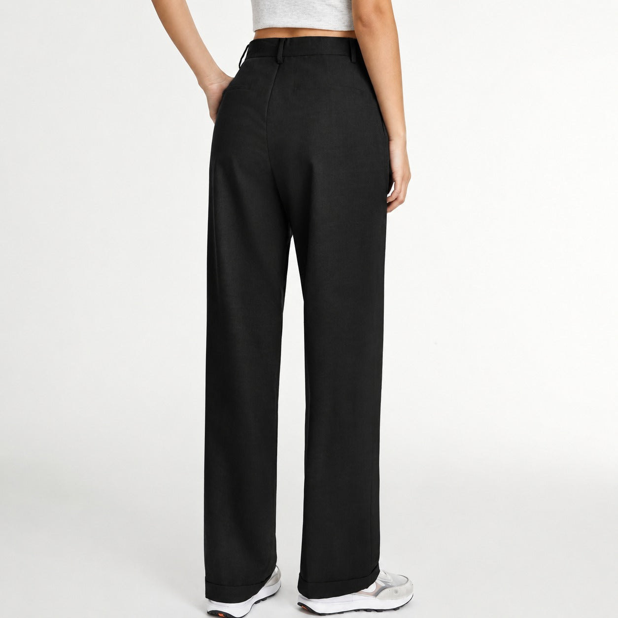 Amira - Pantalon de costume ample à jambes droites
