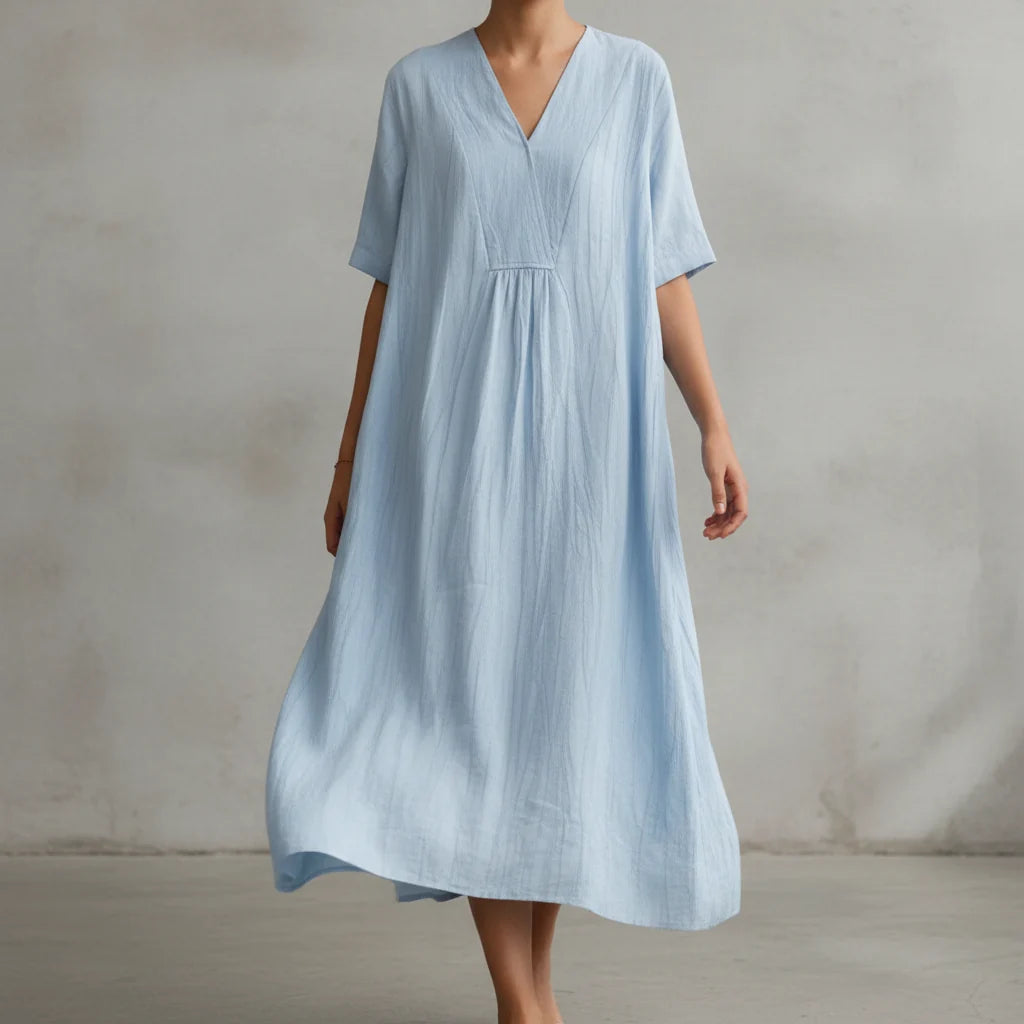 Jayela - Une robe qui rayonne d'élégance estivale sans effort