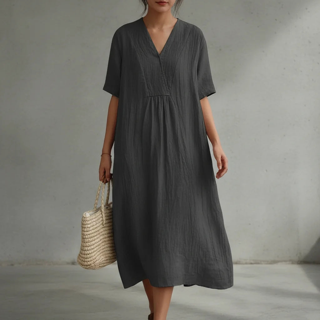 Jayela - Une robe qui rayonne d'élégance estivale sans effort