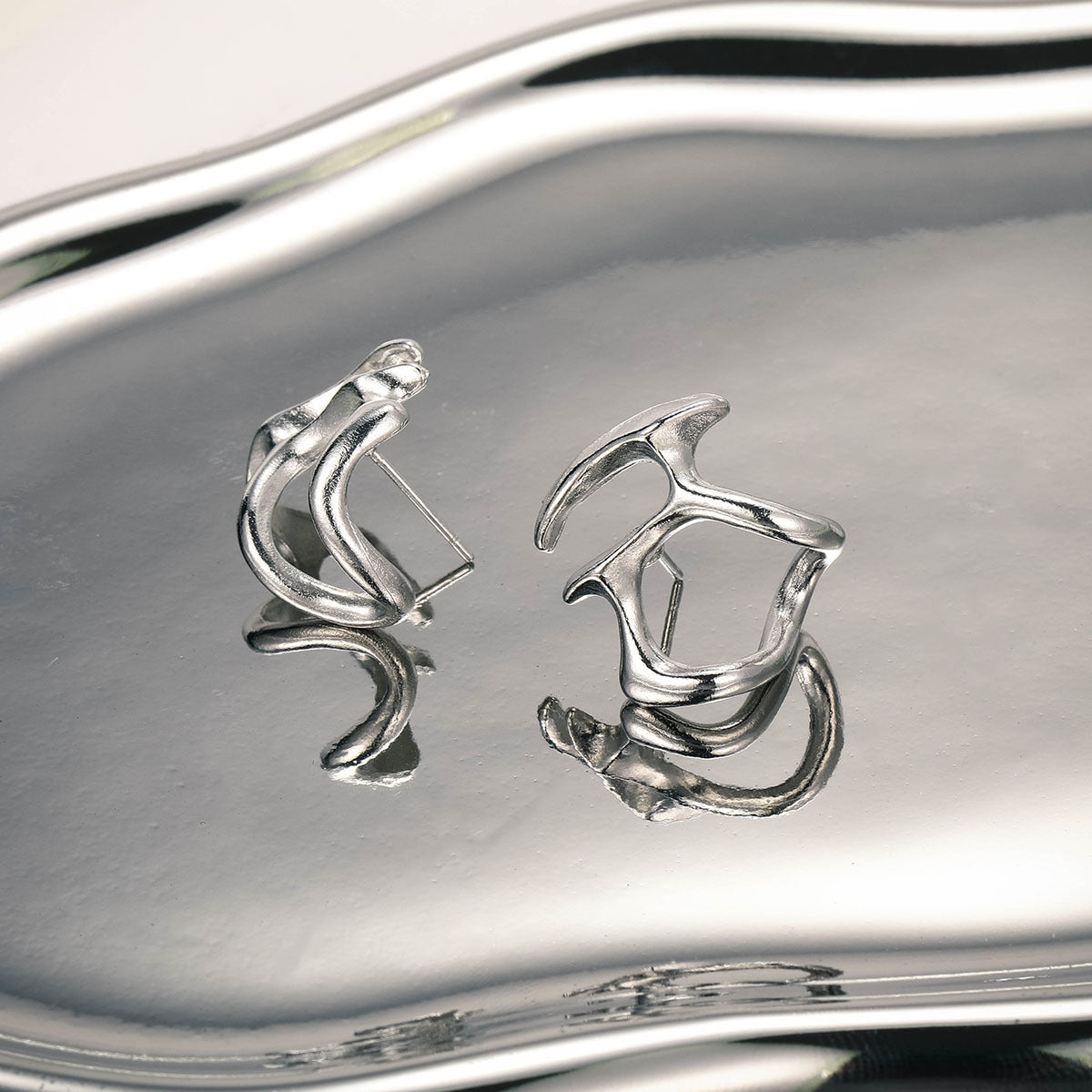 Naia – Boucles d'oreilles Hautes Creuses