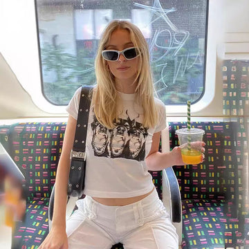 Darby - T-shirt slim fit imprimé pour femmes
