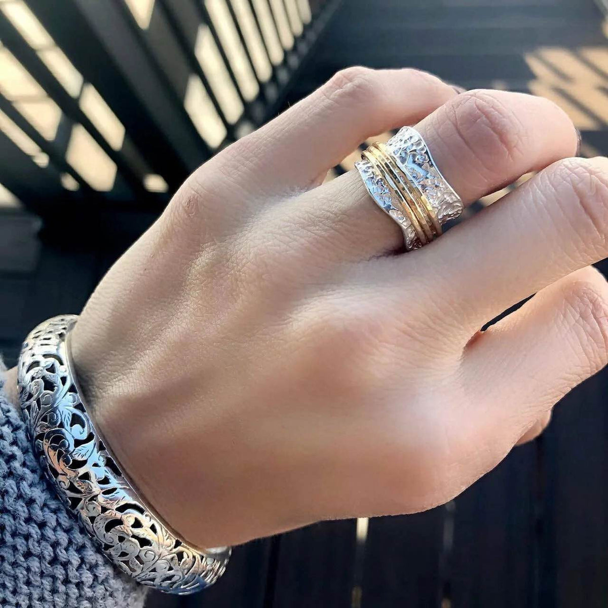Bianca - Bague tournante intemporelle en or et argent