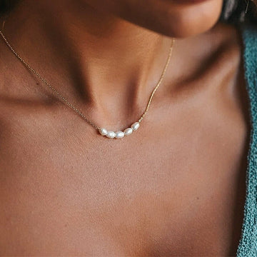 Elle – Collier élégant en perles
