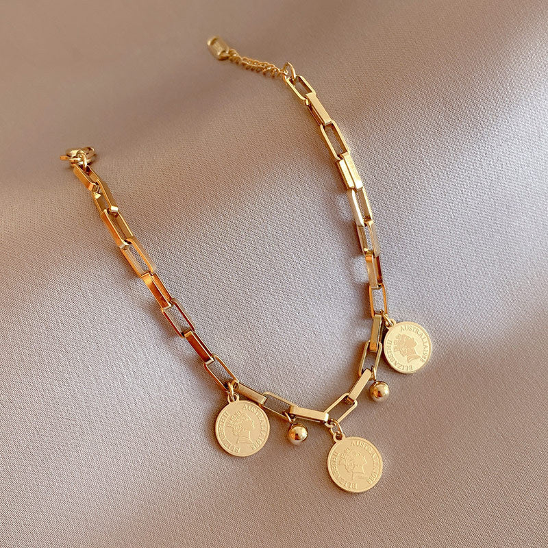 Maja – Bracelet Ajustable avec Pièces en Or