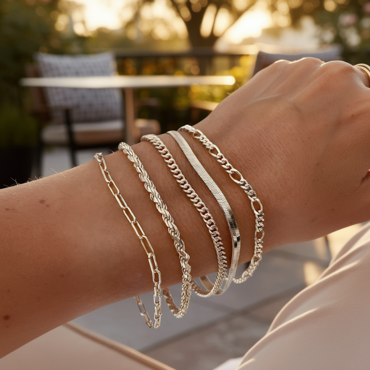 Elara – Ensemble de bracelets de style minimaliste pour femmes