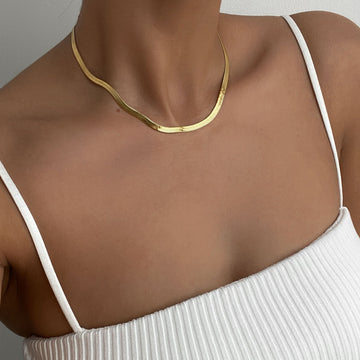Juliette – Collier élégant en chevron