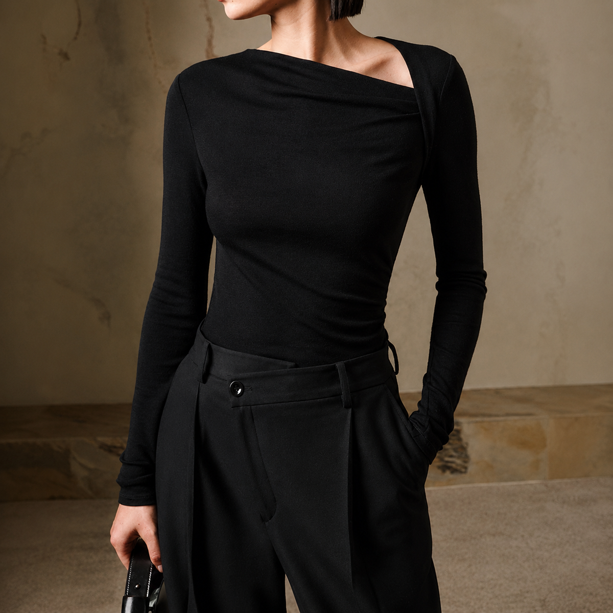 Selina - T-shirt asymétrique à manches longues
