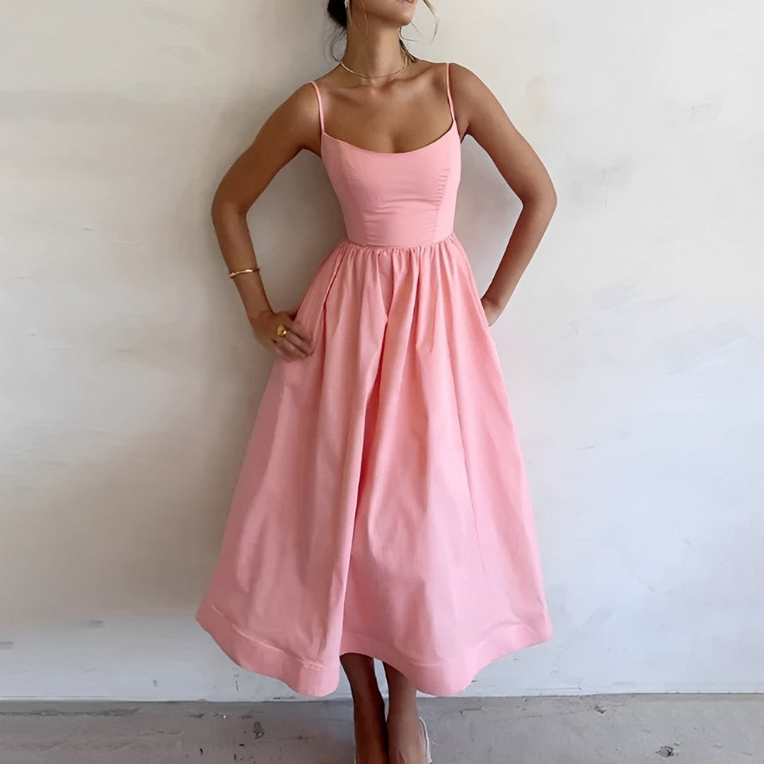 Fabiana - Robe à fines bretelles et coupe froncée