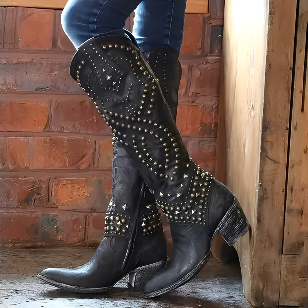 Marthe - Women's boots with thick and studded heels
