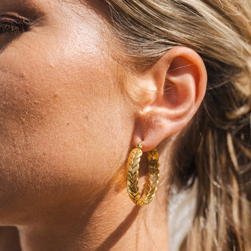 Cassandre – Créoles tressées dorées 18K