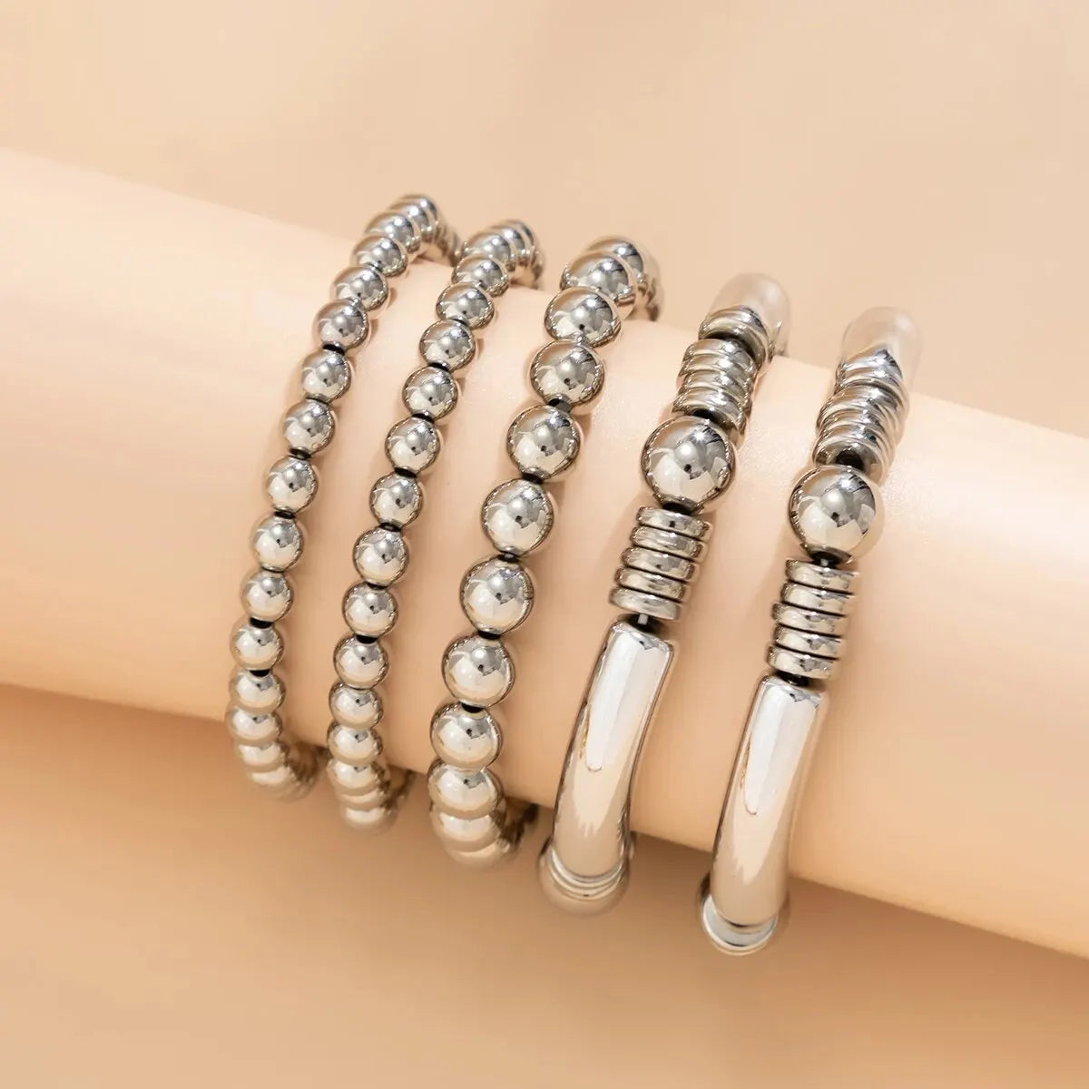 Mira – Ensemble de 5 bracelets en perles empilables