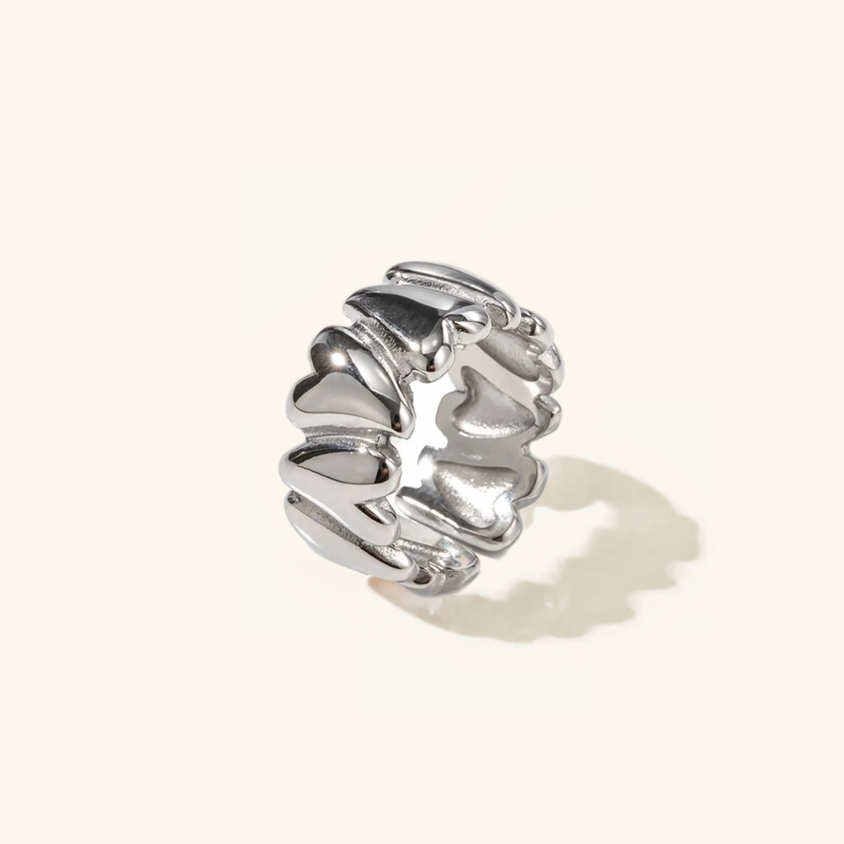 Elena - Bague de cœur instable en or