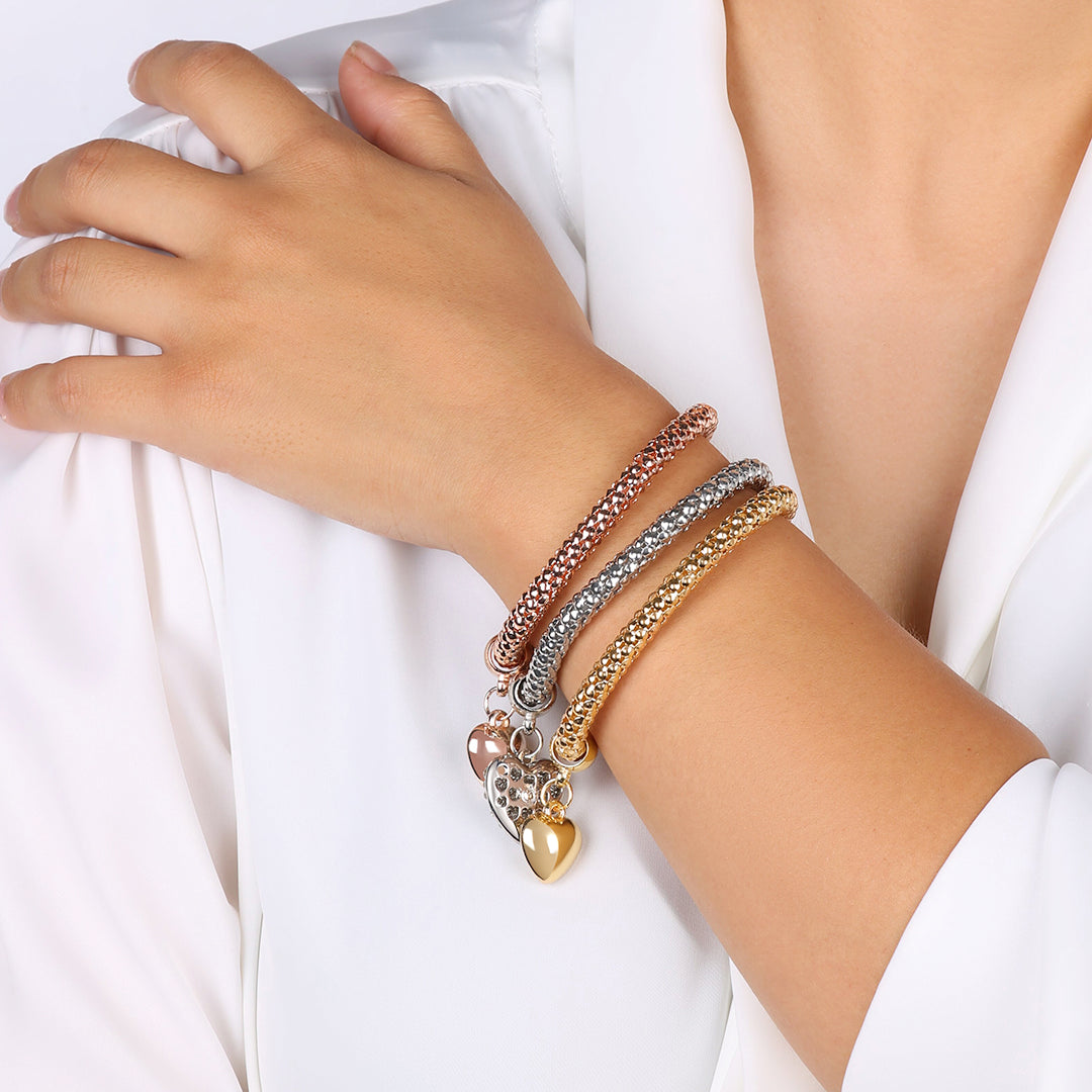 Aria – Bracelet en métal avec cœurs solides