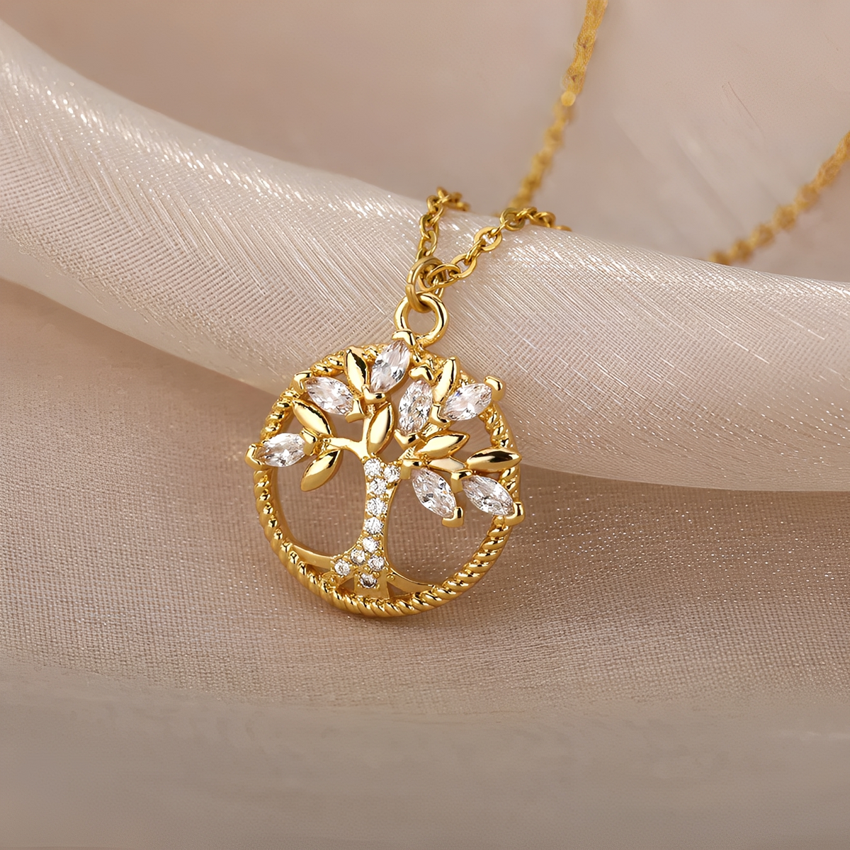 Toshi – collier arbre de la vie en or avec zirconia