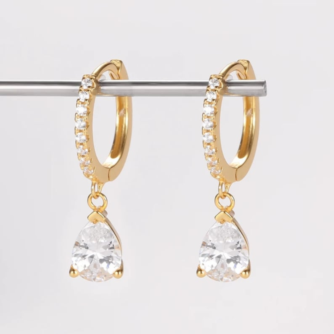 Boucles d'oreilles en goutte de cristal - Huggies délicats en zircon
