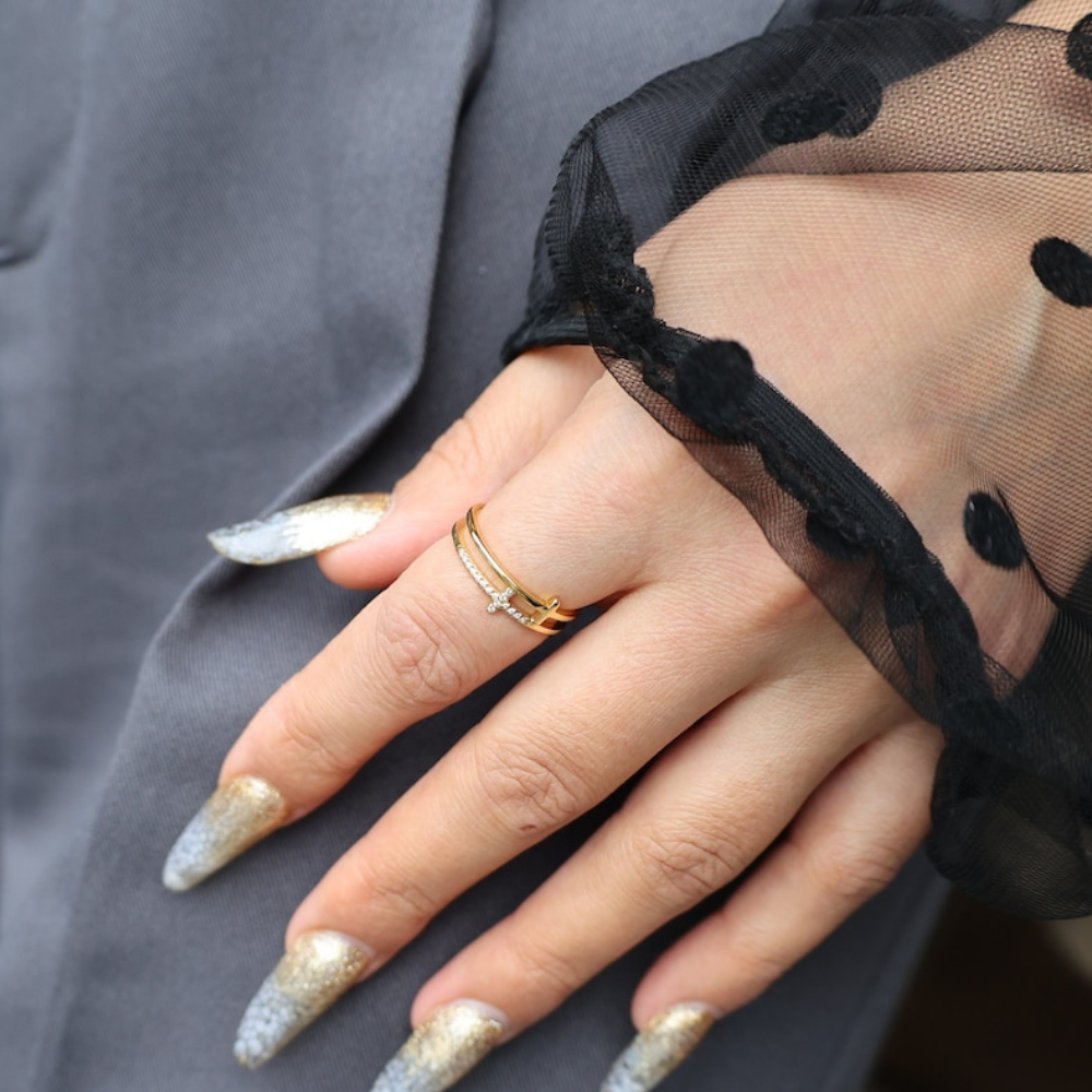 Double barre - bague croisée délicate