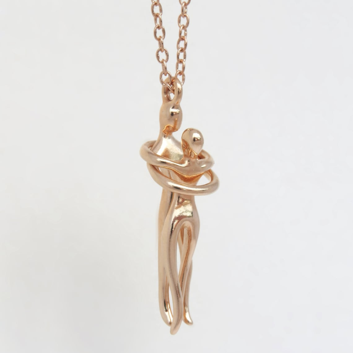 Pendentif Love Hug - Collier de couple avec étreinte