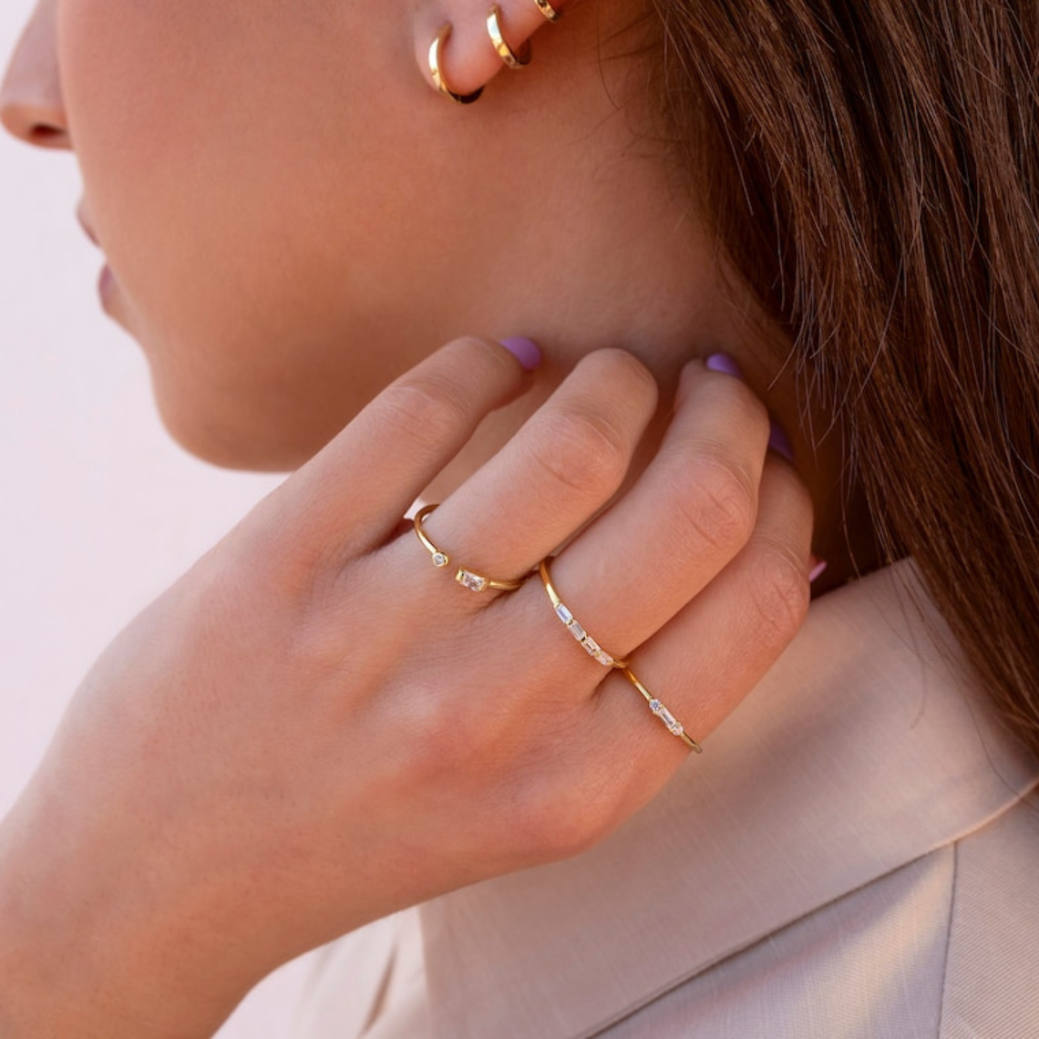 Baguette Petite - Bague ronde CZ délicate