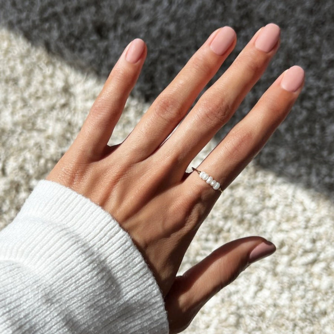 Bague en perles d'eau douce mini