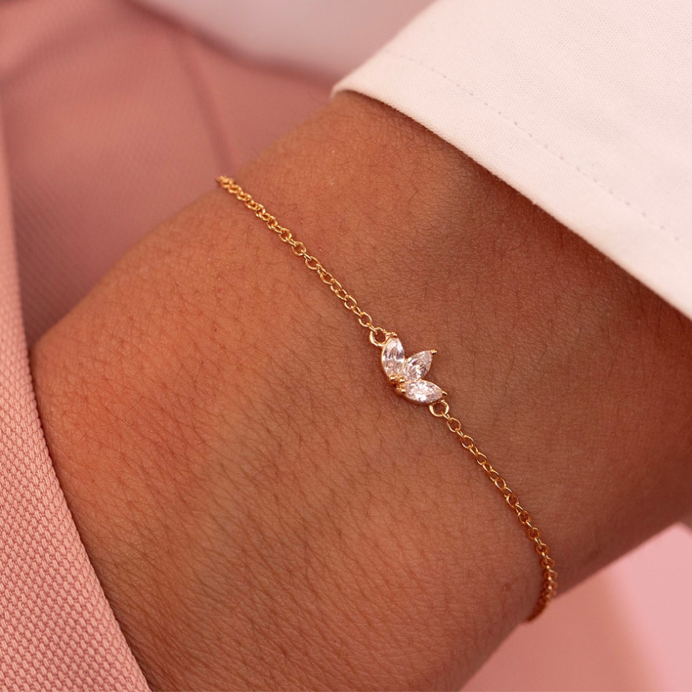 Trois fleurs brillantes - Bracelet en chaîne