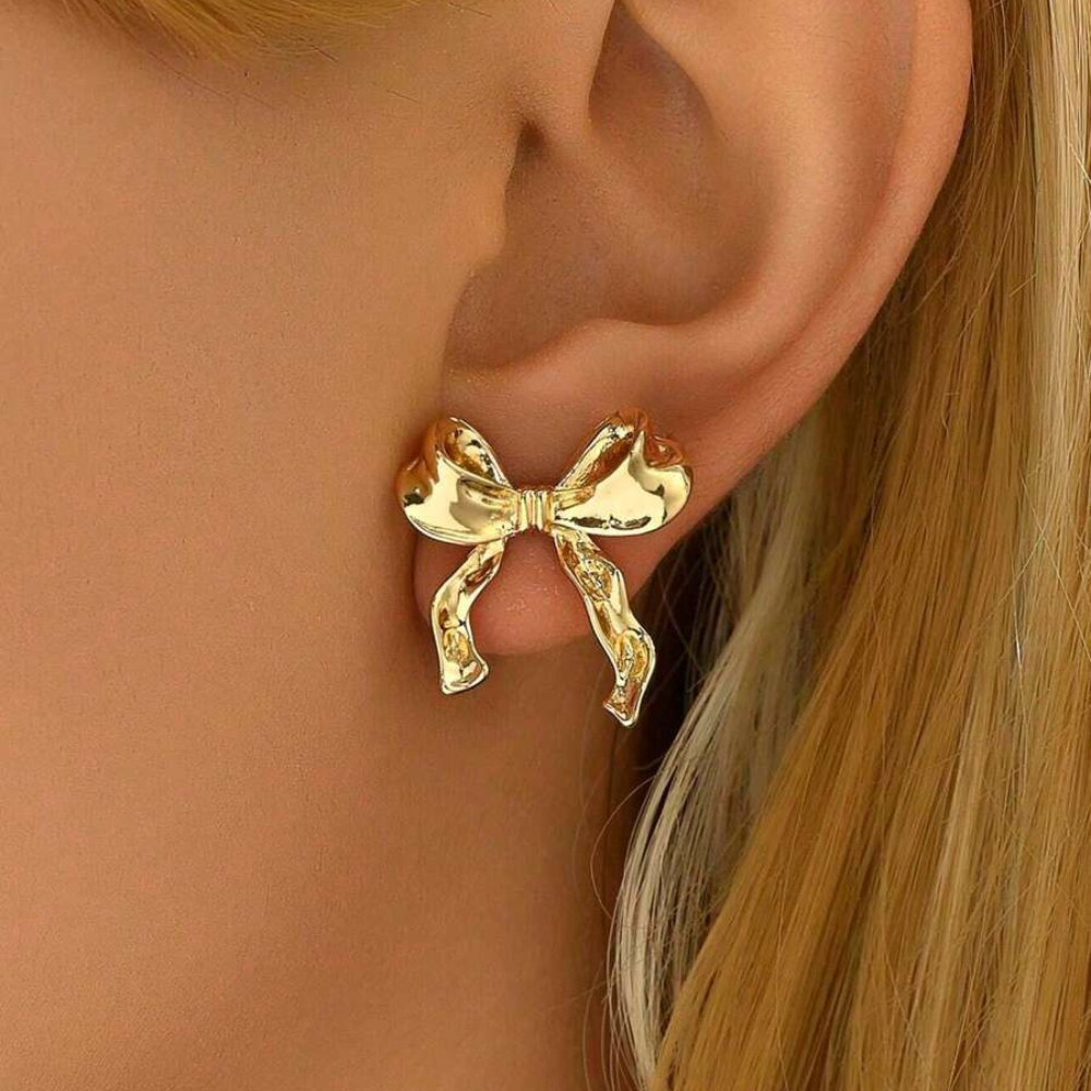 Boucles d'oreilles en or blanc avec nœud - Boucles d'oreilles à bouton avec motif de nœud