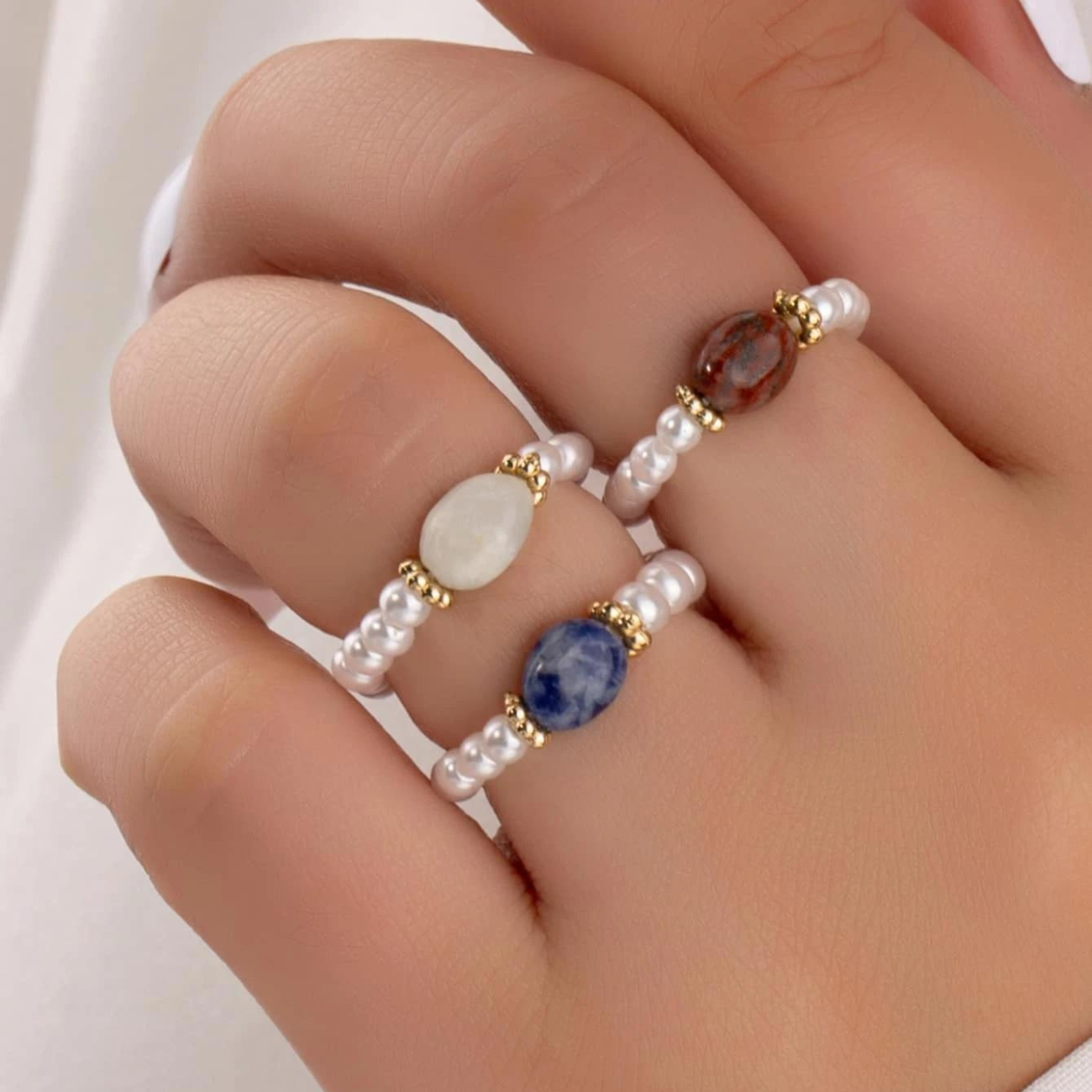 Perle de pierre - Bague en perles vintage