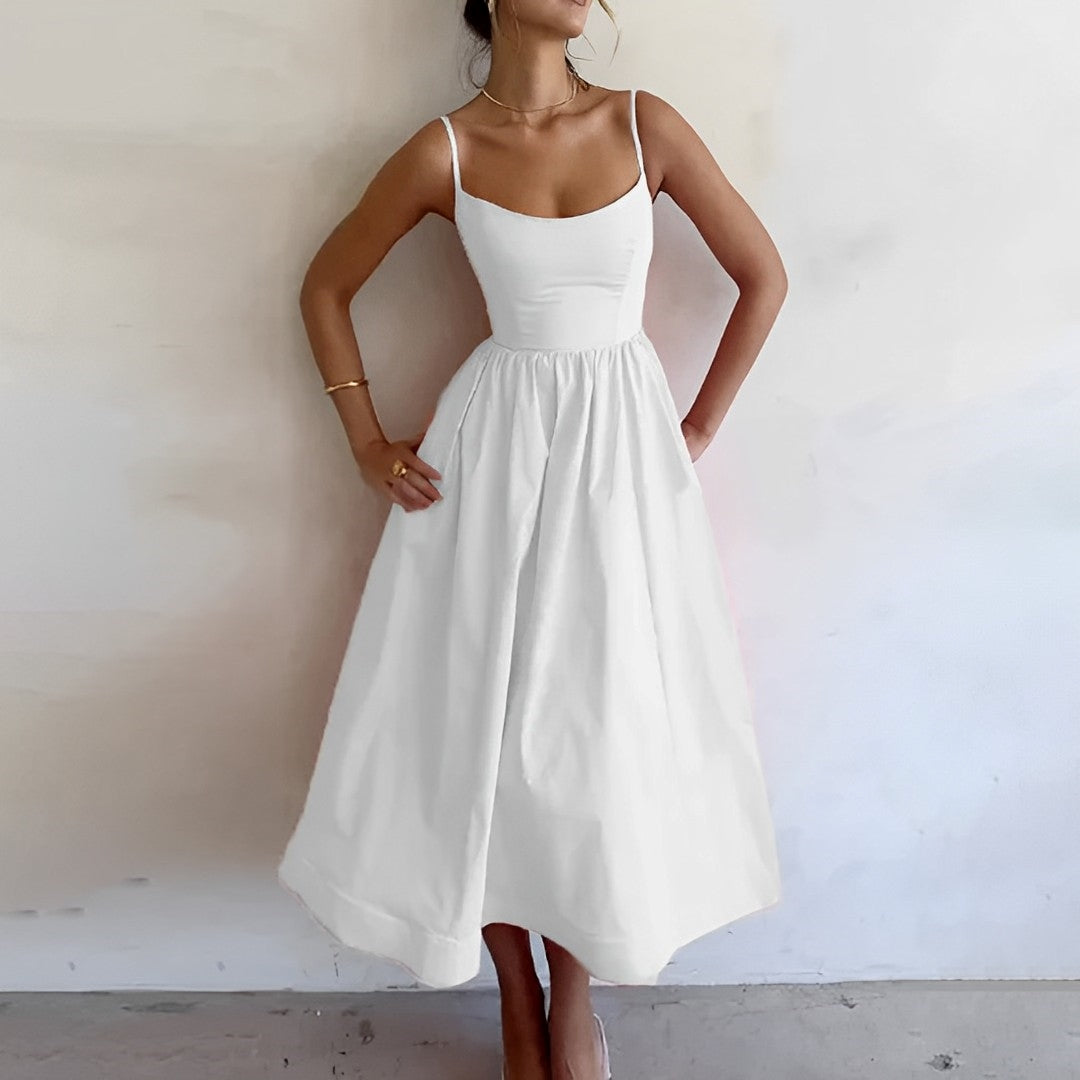 Fabiana - Robe à fines bretelles et coupe froncée