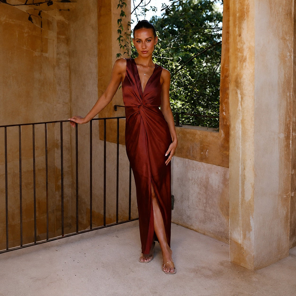 Elaine - Robe de soirée élégante sans manches avec dos ouvert
