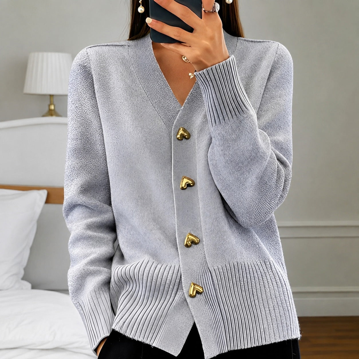Annalee - Cardigan Élégant avec Boutons d'Amour pour Femmes