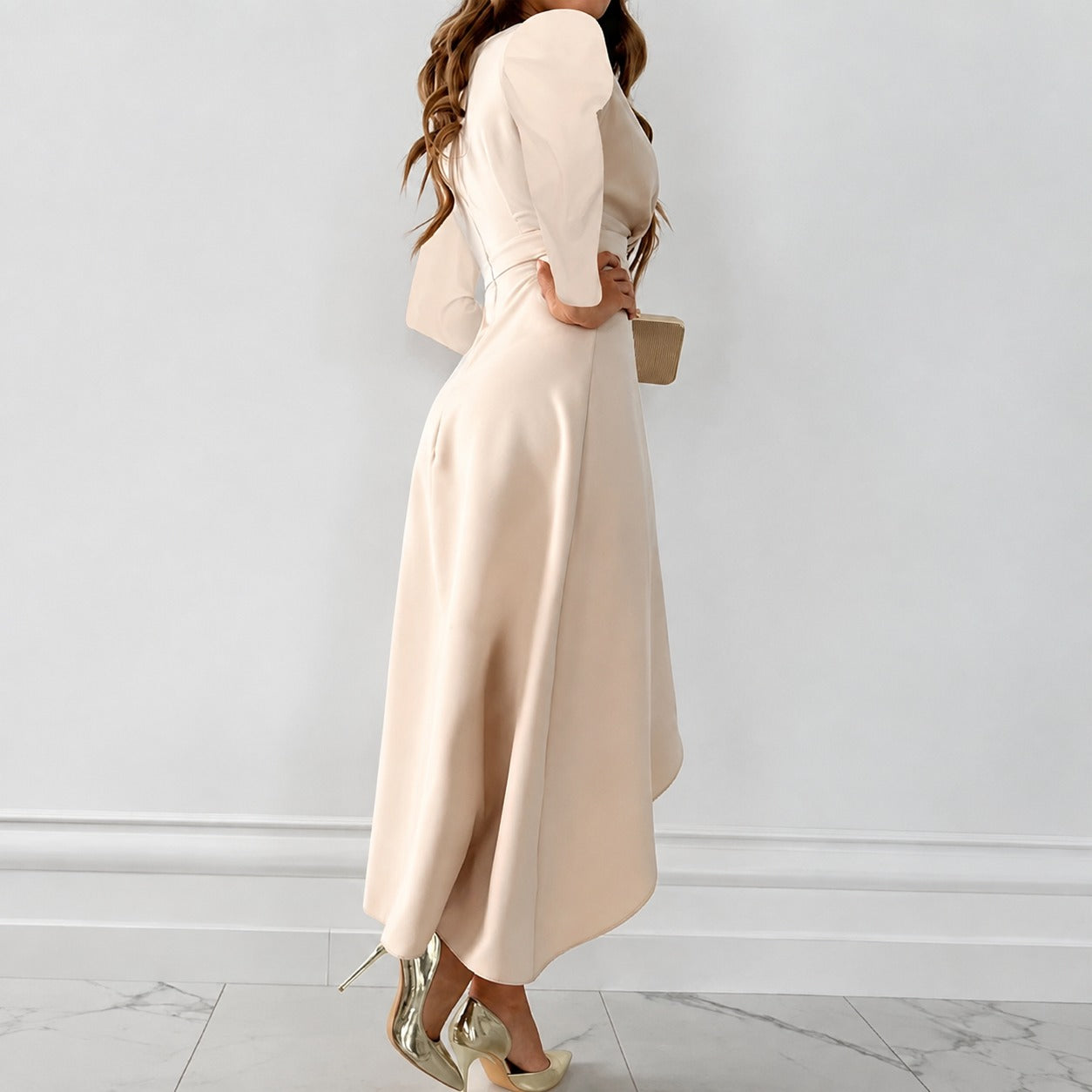 Shannon - Robe élégante à manches longues plissées