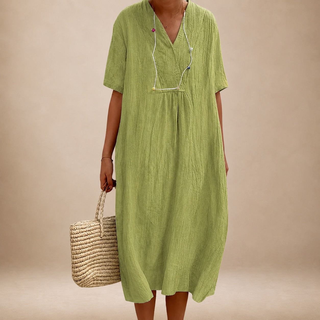 Leilani - Robe élégante pour femmes avec col en V
