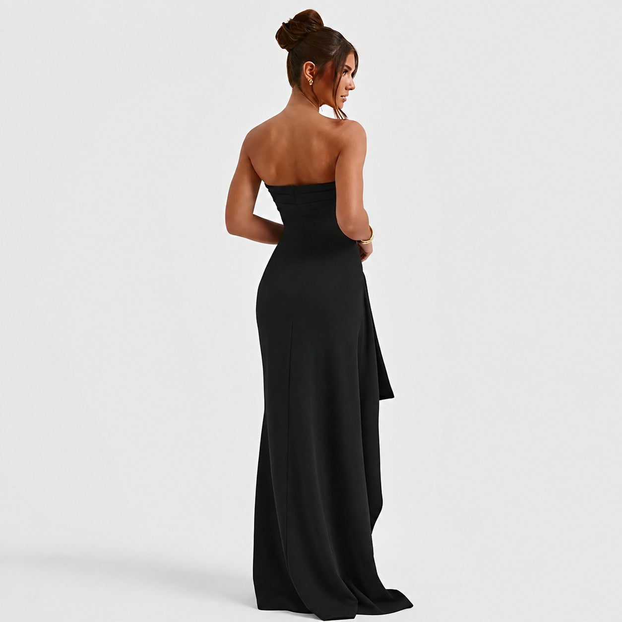 Aubree - Robe à la mode avec découpe au dos et fente pour femmes