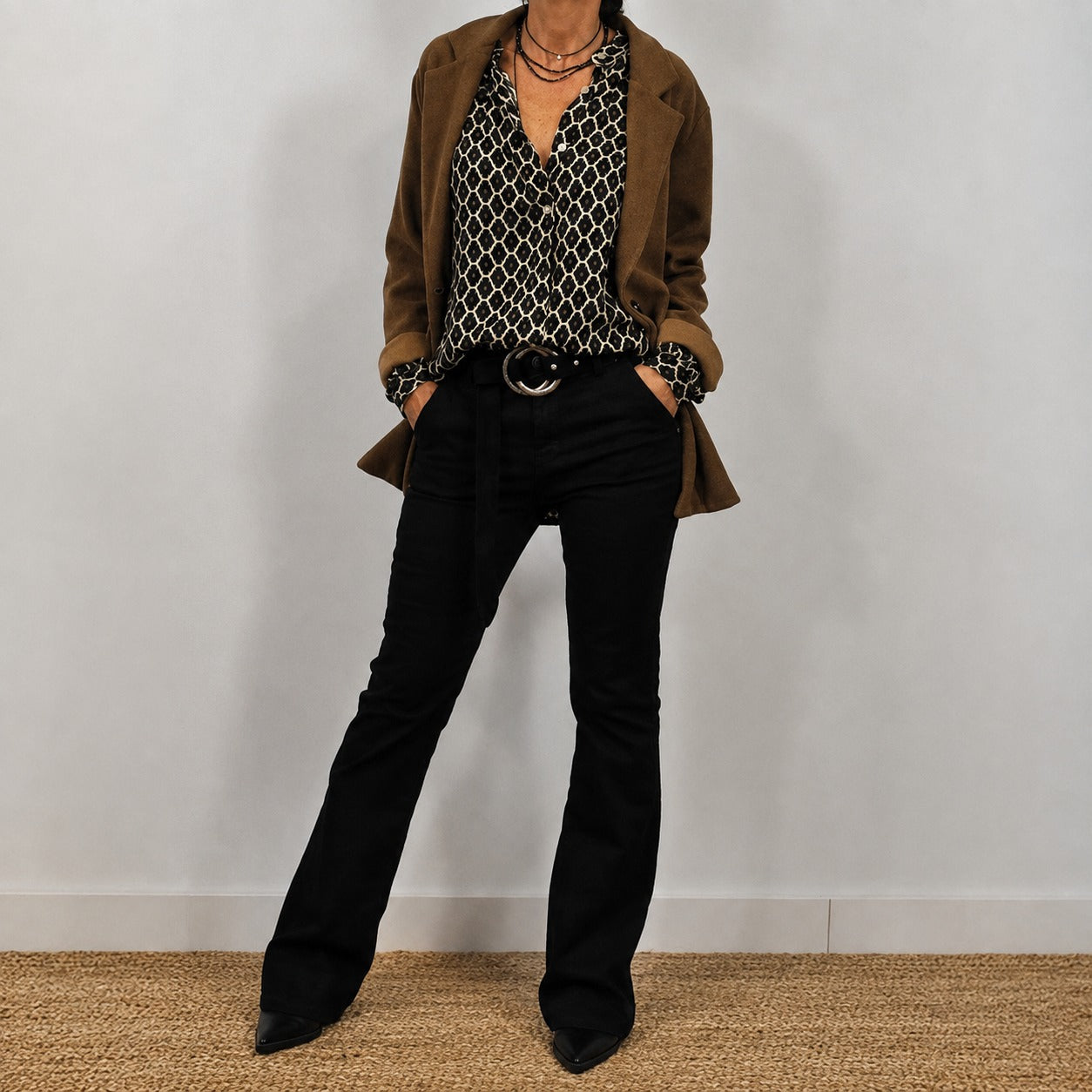 Zara - Blouse décontractée et ample avec col en V