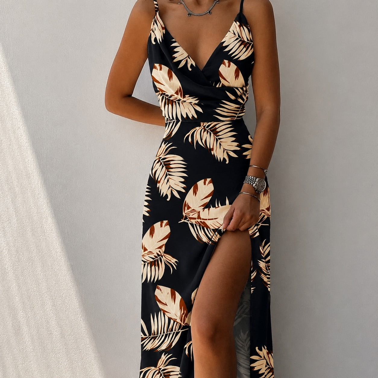 Myrtle - Une robe élégante avec drapé