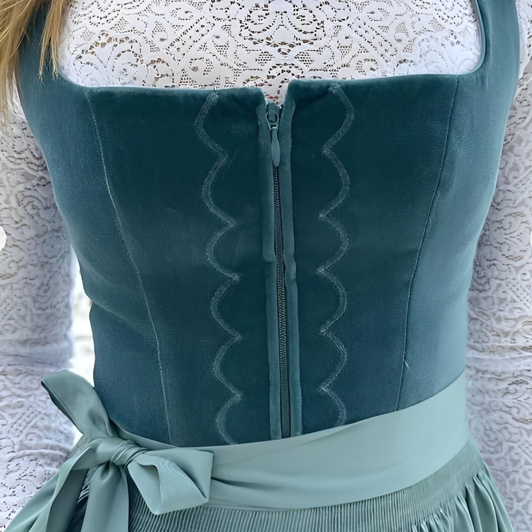 Muriel - Dirndl élégant pour Oktoberfest pour femmes (non doublé)