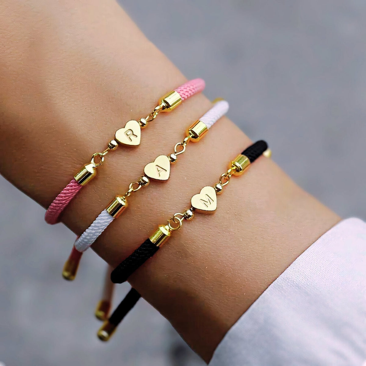Daphne – Bracelet cœur personnalisé pour femme