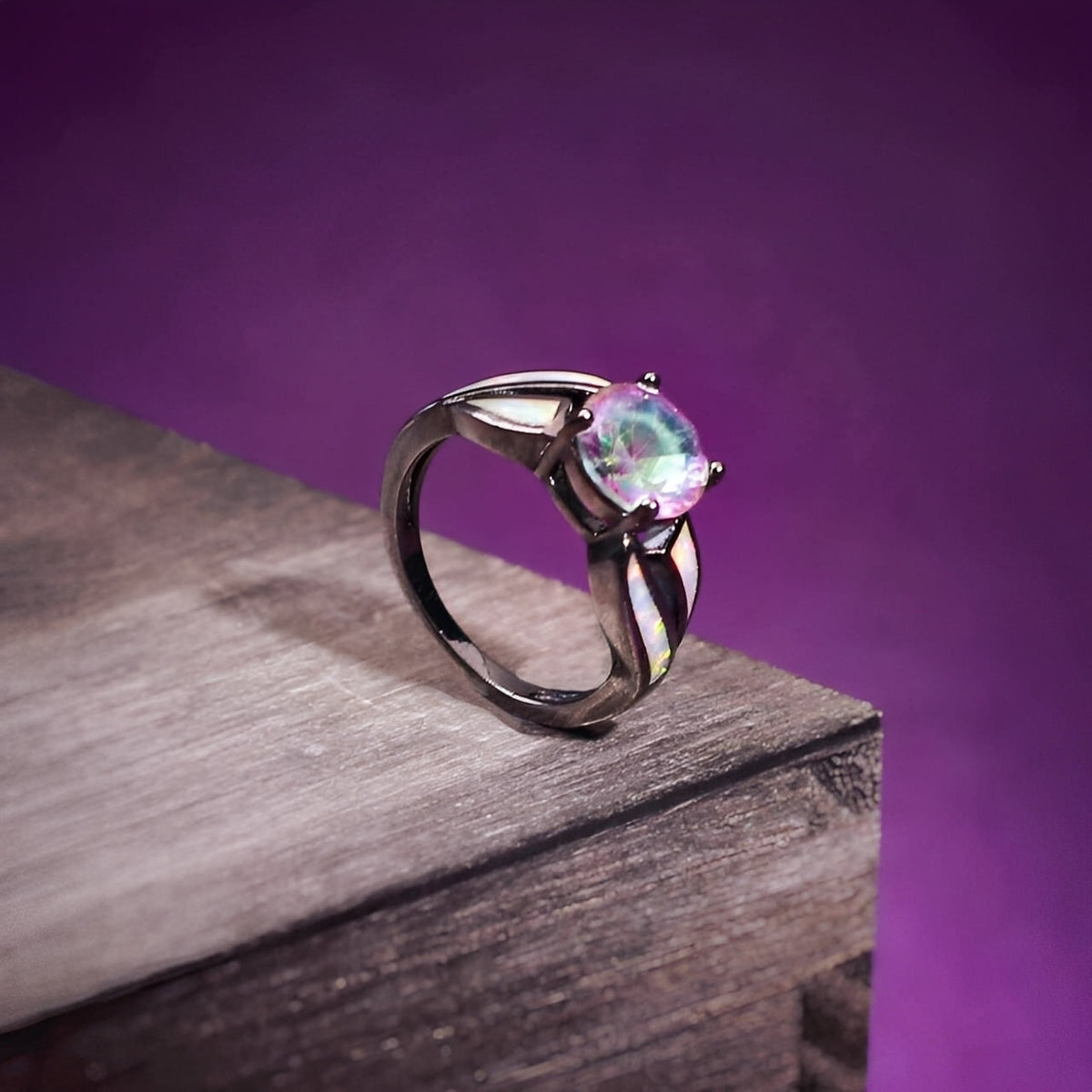 Mirella – Bague arc-en-ciel en opale et topaze