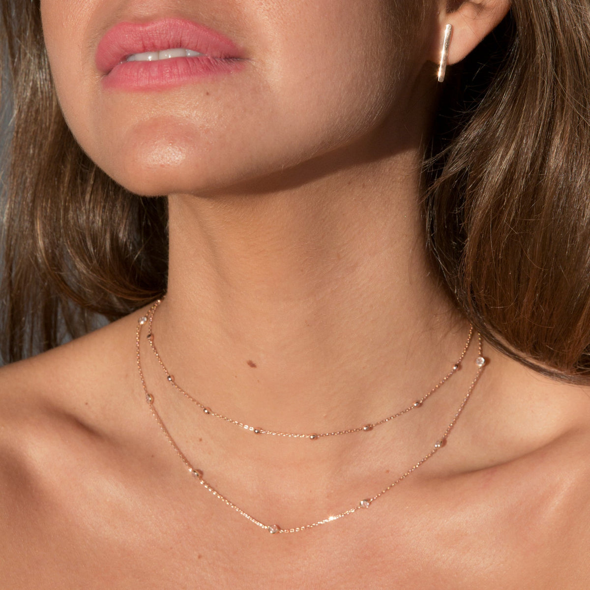 Collier en perles avec incrustations - Collier avec perles rondes