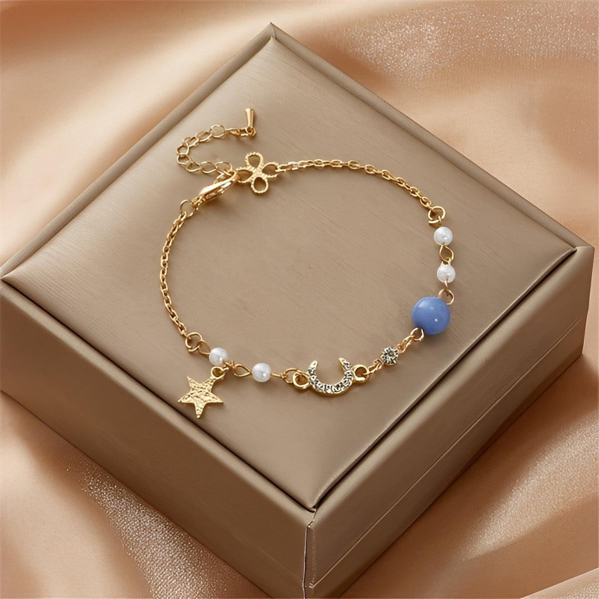 Selina – Bracelet lune et étoile