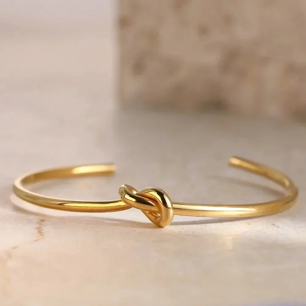 Clea – Bracelet classique avec nœud