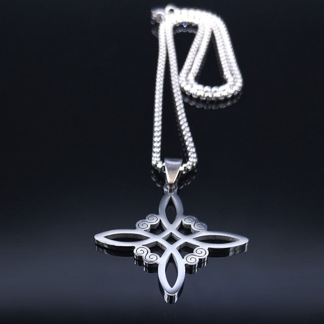 Morwen – collier avec nœud de sorcière protecteur