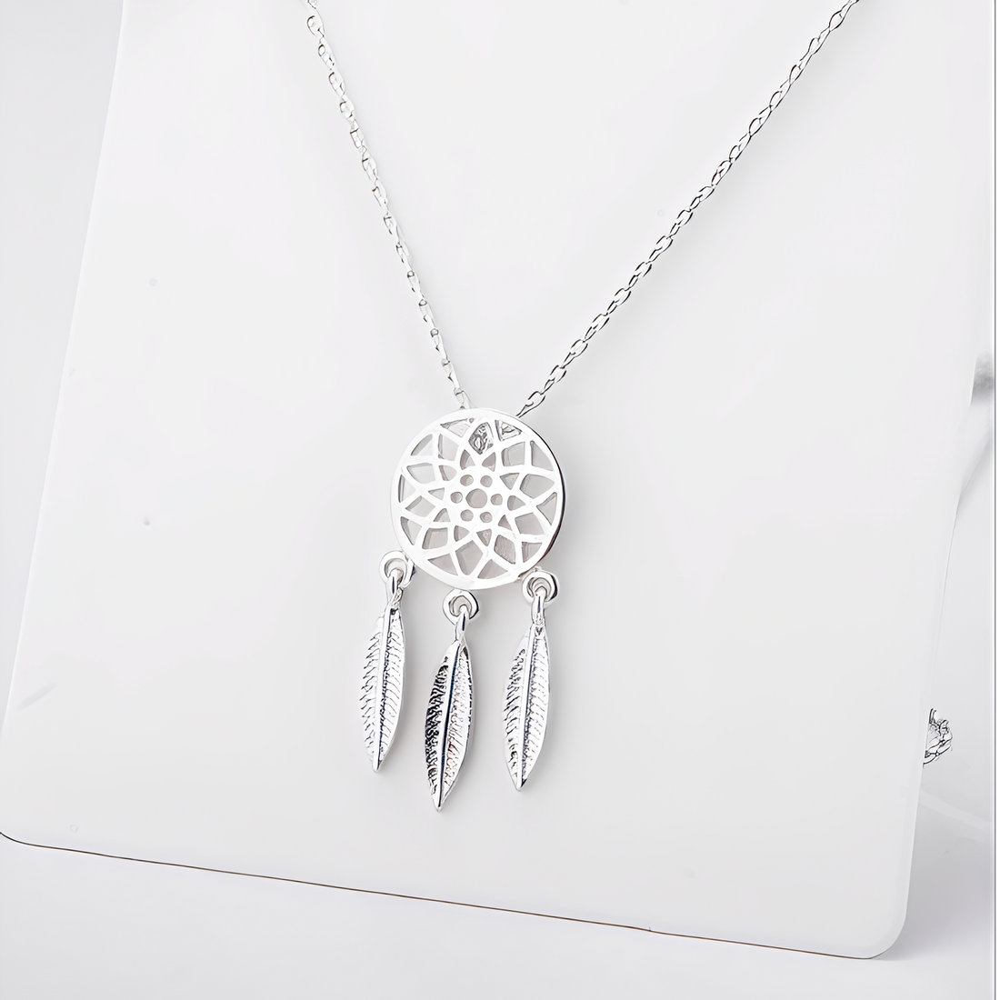 Aiyana – Collier attrape-rêves spirituel