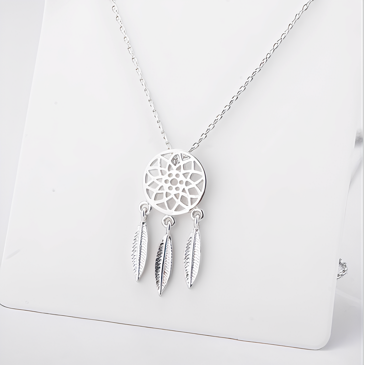Aiyana – Collier attrape-rêves spirituel