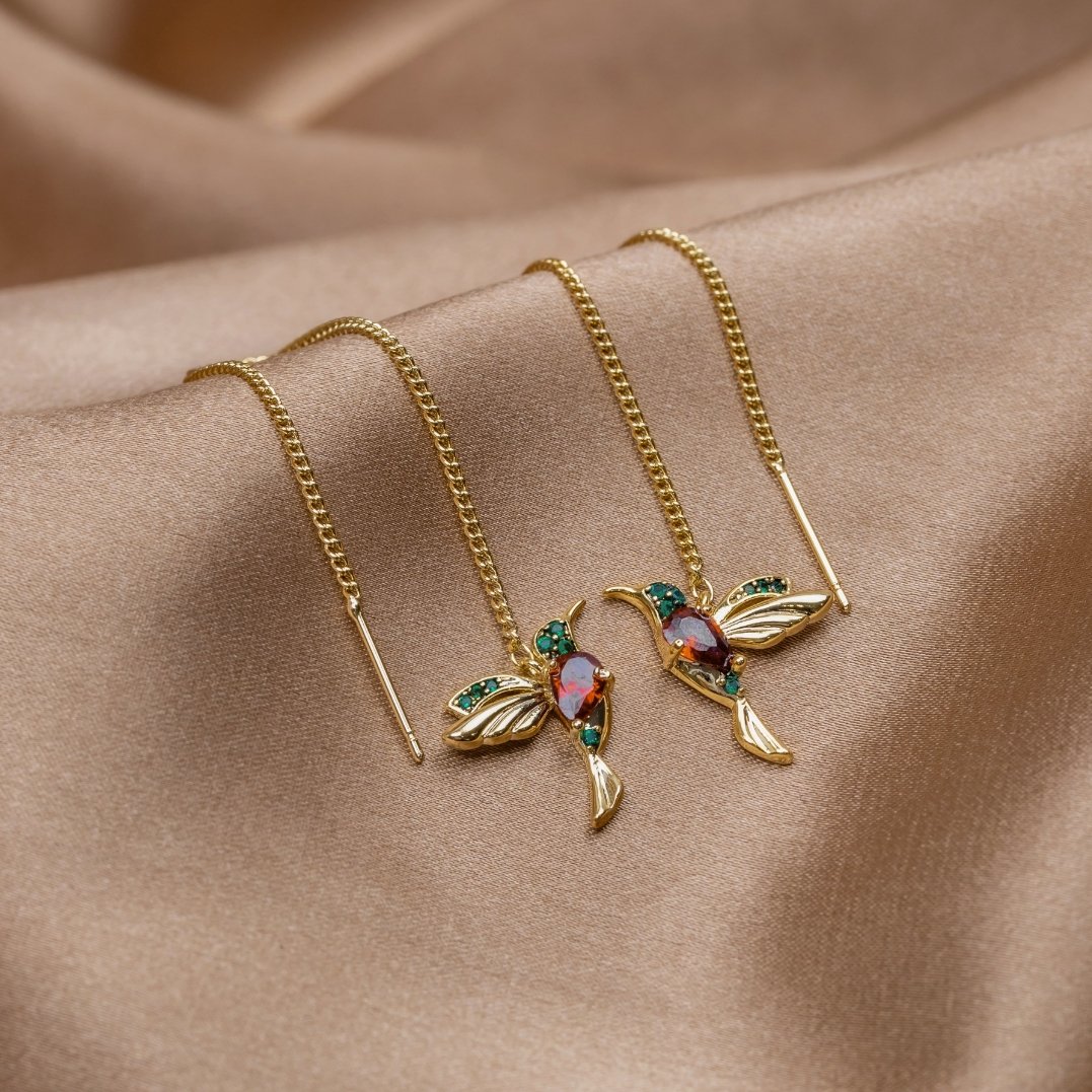 Lunara – Boucles d'oreilles Colibri avec Franges en Cristal