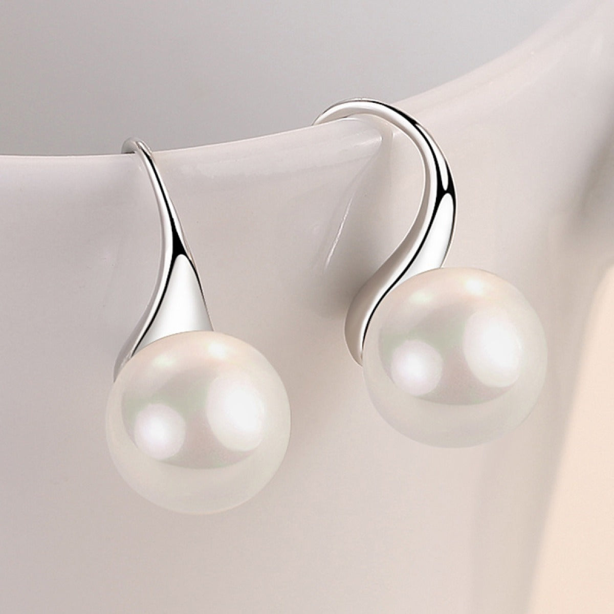 Cess – Boucles d'oreilles vintage avec perles élégantes