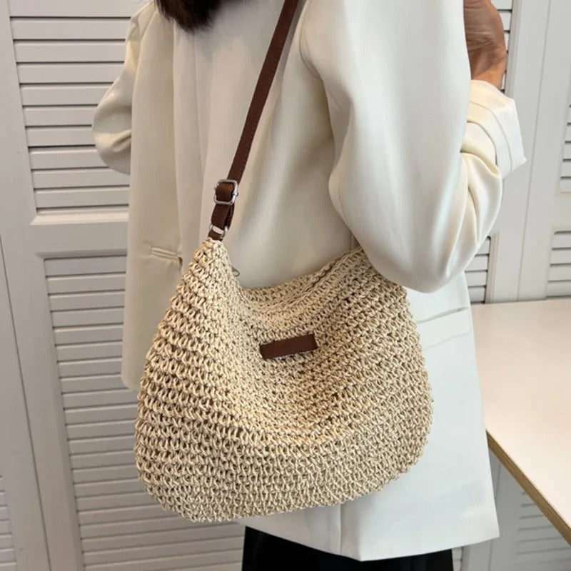 Camille – Sac Tressé Chic aux Tons Neutres